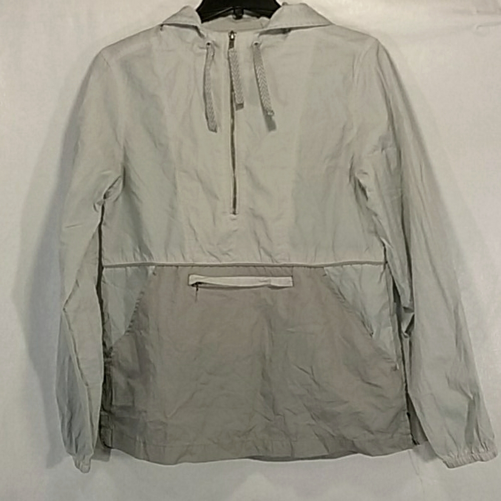 Thread & Supply women's wind breaker size S